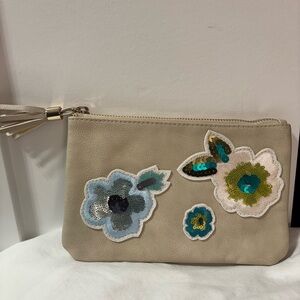 Elegant Beige Floral Clutch